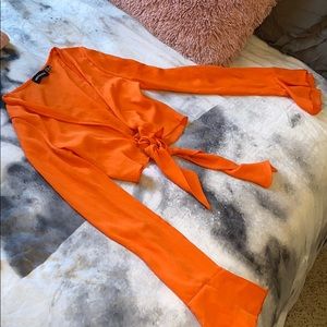 Orange tie front crop top 🧡